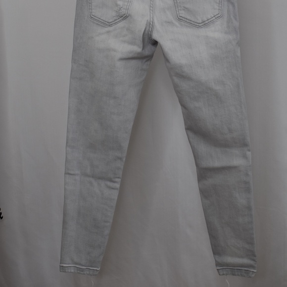 Light wash Skinny Jeans - Picture 5 of 5